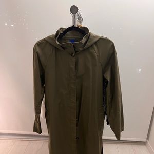 Kit and Ace Women’s Raincoat Size S (Green Color)